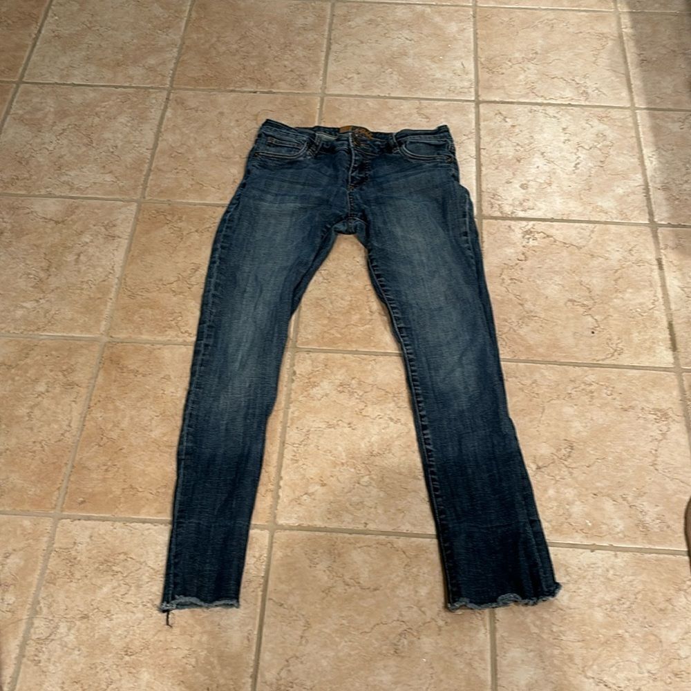 Kut from the Kloth woman's blue jeans